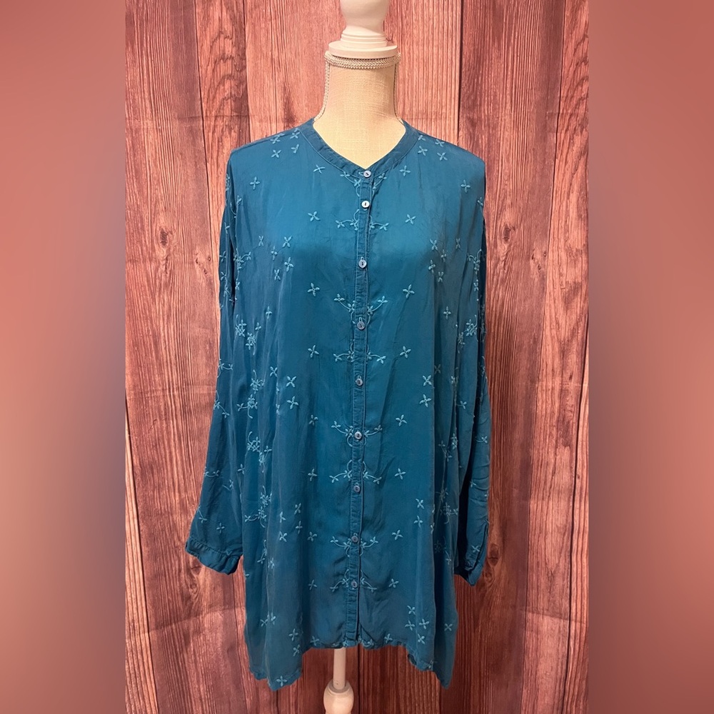 Johnny Was Teal Embroidered Button-Up Women's Top